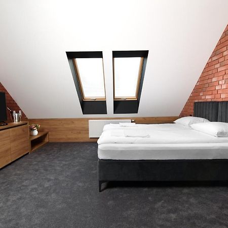 Bed and Breakfast Ostoja Garden Brody  Esterno foto